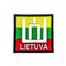 Antsiuvas trispalvė su Gedimino stulpais